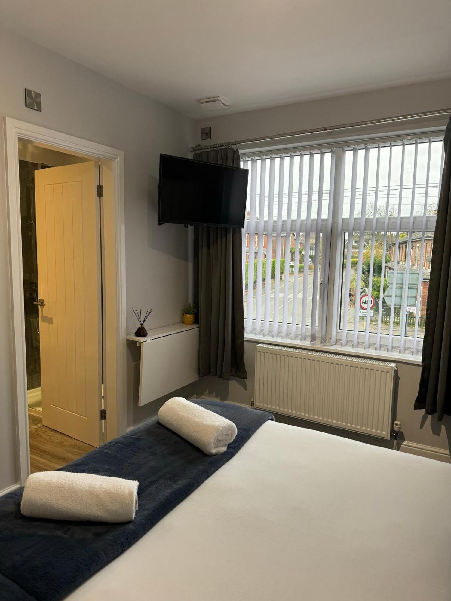 Hotel Lymm Living Warrington  Exteriér fotografie
